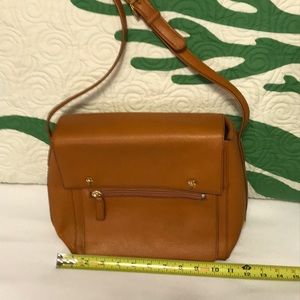 Gianfranco Ferre crossbody bag. Unreal classy look.